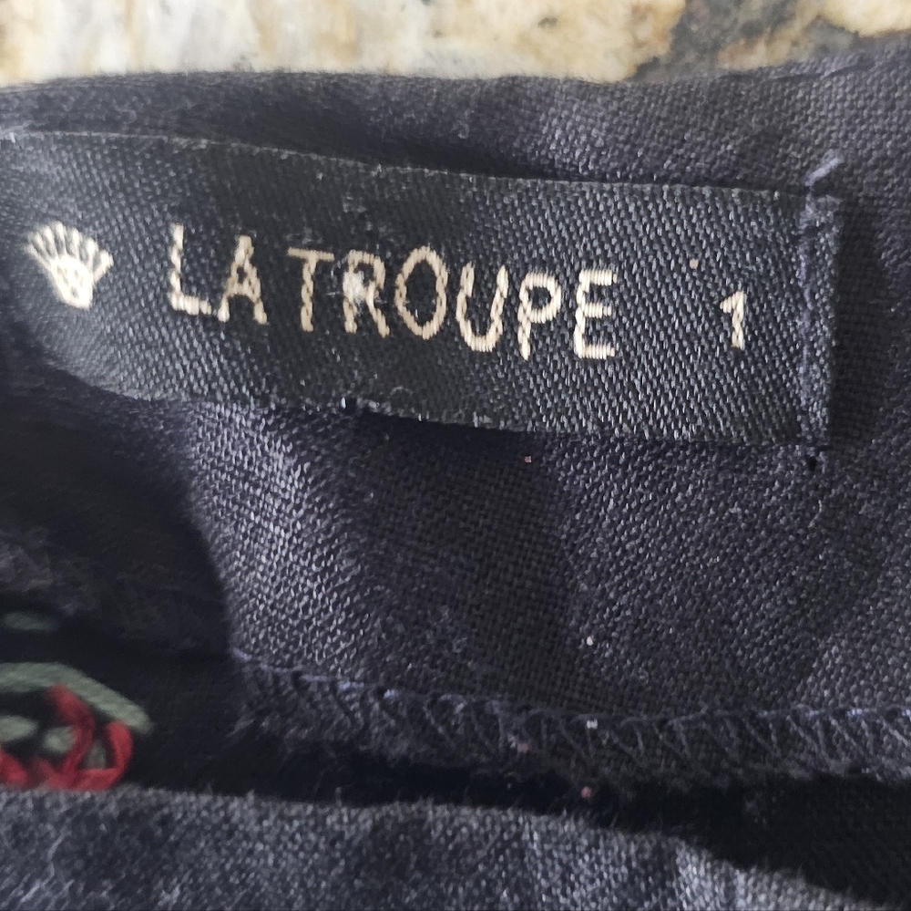 La Troupe black linen-style shorts featuring embroidered pink poppy Flowers - Picture 2 of 7